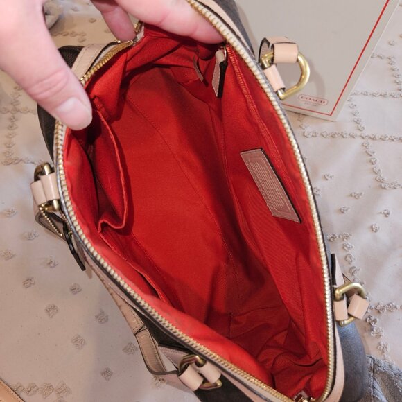 Coach Signature Nancy Stripe Satchel Authentic - Picture 9 of 9